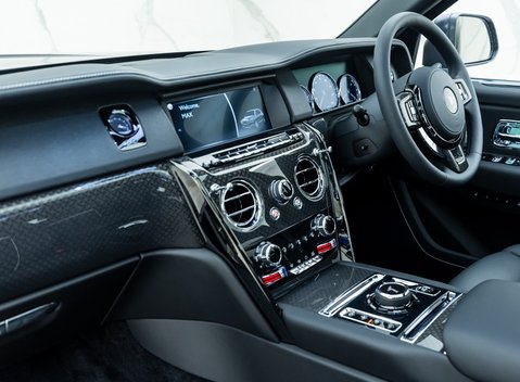 Rolls-Royce Cullinan Black Badge 21