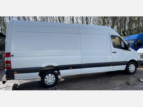 Mercedes-Benz Sprinter 2.1 313 CDi RWD L3 H3 4dr 8