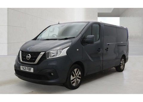Nissan NV300 2.0 dCi 30 Tekna Panel Van 4dr Diesel Manual L2 H1 Euro 6 (120 ps) 3