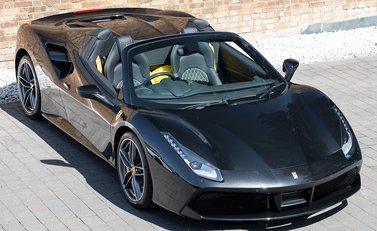 Ferrari 488 Spider 8