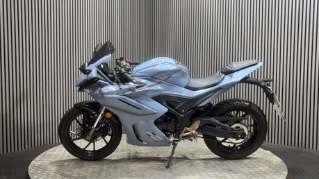 Sinnis GPX 125 Super Sports Petrol Manual Euro 5 (12 ps) 4