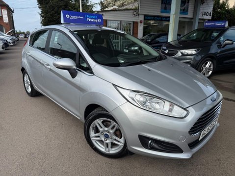 Ford Fiesta 1.25 Zetec Euro 5 5dr 9