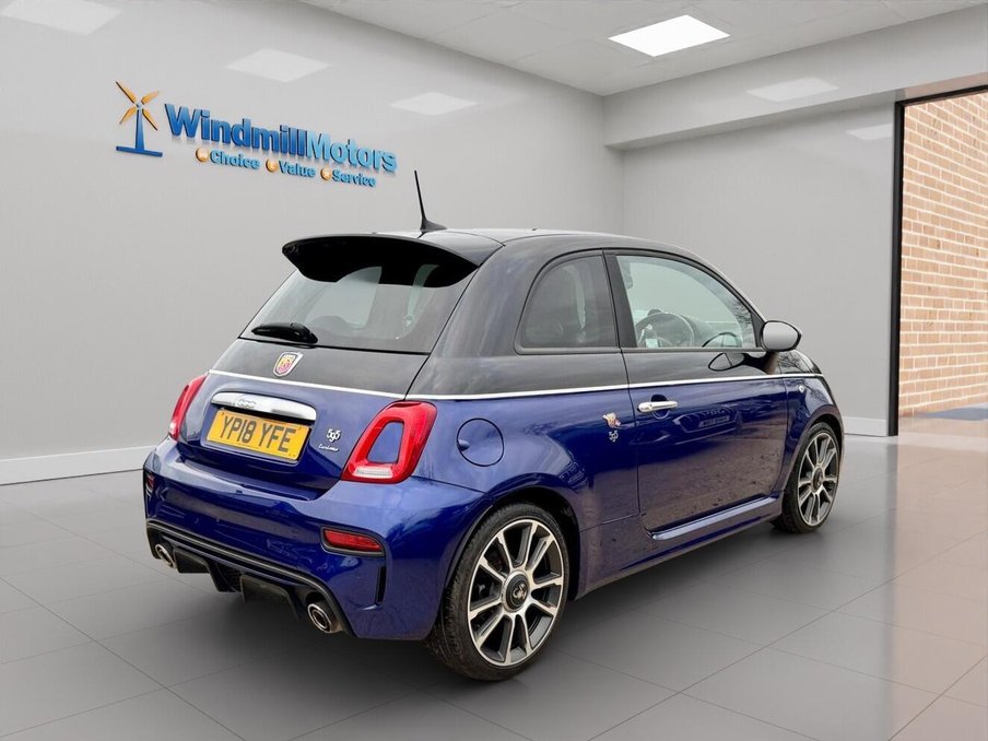 2018 Abarth 595 — image 3