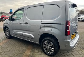 Peugeot Partner BLUEHDI ASPHALT PREMIUM L1 14