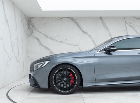 Mercedes-Benz S Class AMG S63 Coupe 30