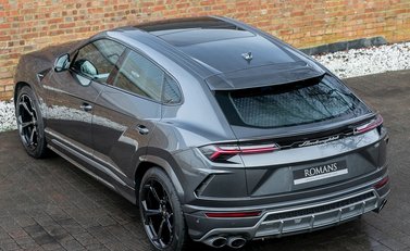 Lamborghini Urus 9