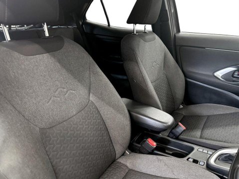 Toyota Yaris Cross 1.5 VVT-h Design SUV 5dr Petrol Hybrid E-CVT Euro 6 (s/s) (116 ps) 11