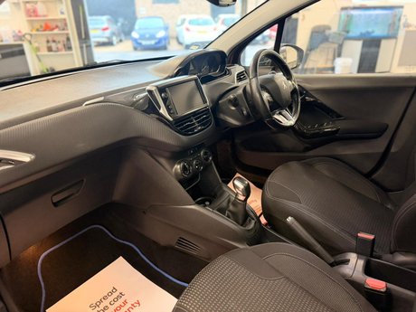 Peugeot 208 1.2 PureTech Allure Premium Euro 6 5dr 9