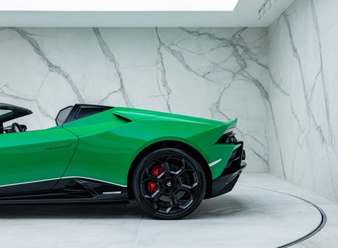 Lamborghini Huracan LP 640-4 EVO SPYDER 60th Anniversary Edition 53