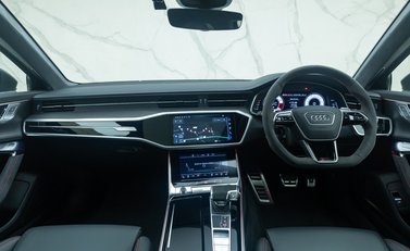 Audi RS6 AVANT PERFORMANCE CARBON VORSPRUNG 21