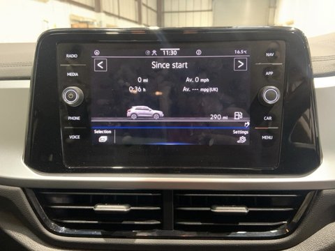 Volkswagen T-Roc LIFE TSI DSG 24