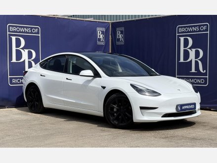 Tesla Model 3 Saloon 4dr Electric Auto RWD (241 bhp)