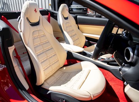 Ferrari Portofino 14