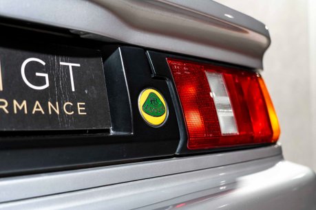 Lotus Esprit SPORT 350. 1 OF 42 RHD. SUPERB EXAMPLE. COMPREHENSIVE HISTORY. FRONT PPF 38