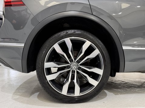 Volkswagen Tiguan 2.0 TSI R-Line Tech SUV 5dr Petrol DSG 4Motion Euro 6 (s/s) (230 ps) 13