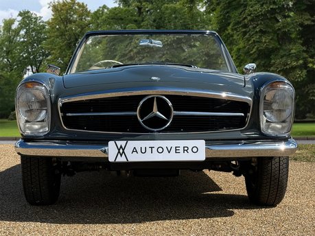 Mercedes-Benz SL Series 230 SL 2