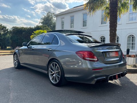 Mercedes-Benz E Class 4.0 E63 V8 BiTurbo AMG SpdS MCT 4MATIC+ Euro 6 (s/s) 4dr 3
