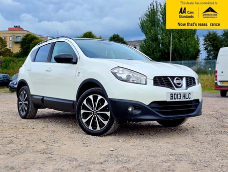 2013 2013 (13) Nissan Qashqai 1.5 dCi 360 SUV 5dr Diesel Manual 2WD Euro 5 (110 ps) photo
