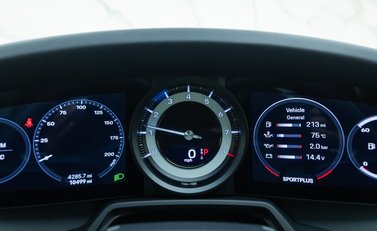 Porsche 911 Carrera 4S (992) 17