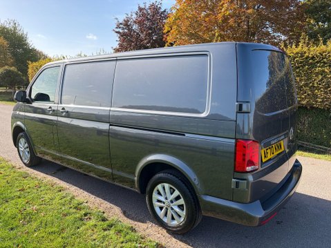 Volkswagen Transporter 2.0 TDI T30 Highline Panel Van 5dr Diesel DSG FWD LWB Euro 6 (s/s) (150 ps) 4