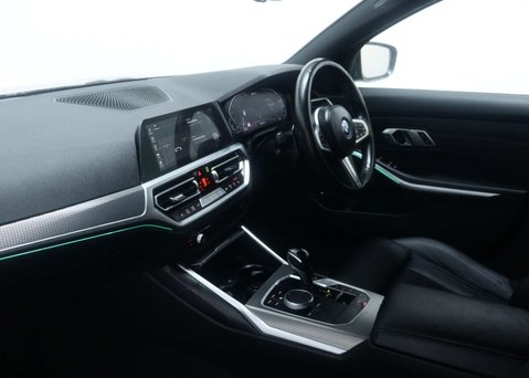 BMW 3 Series 2.0 330E M Sport Auto 5dr 44