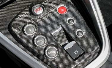 Alfa Romeo 8C Spider 20