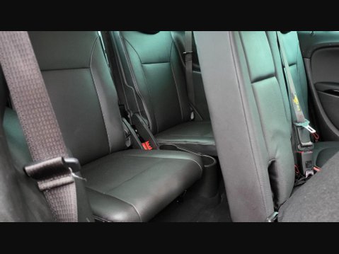 Vauxhall Zafira SRI CDTI 17