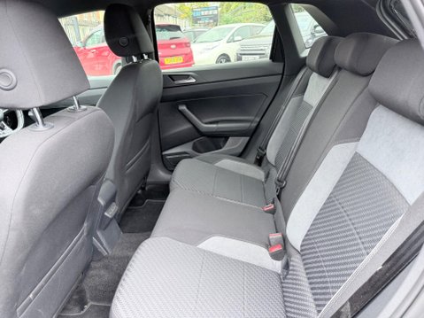 Volkswagen Polo 1.0 TSI R-Line Euro 6 (s/s) 5dr 27