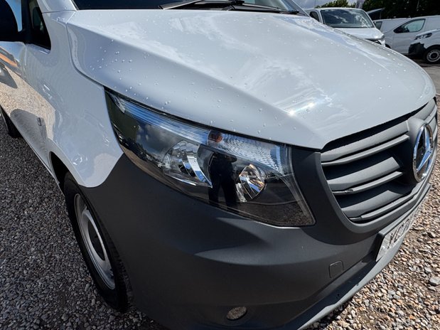 Mercedes-Benz Vito AUTO LWB L2H1 Low Roof Progressive 114 Air Con Alloys Sensors EURO 6 6