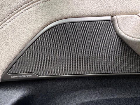 BMW 5 Series 520D M SPORT TOURING MHEV 27