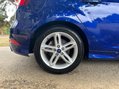 Ford Focus ZETEC S 25
