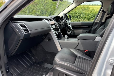 Land Rover Discovery D300 SE MHEV Auto 4WD Euro 6 SUV (300ps) 13