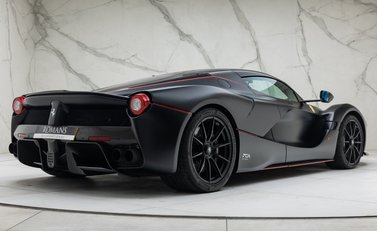 Ferrari LaFerrari Aperta 12
