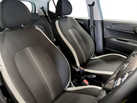 Hyundai i10 1.0 SE Connect Hatchback 5dr Petrol Auto Euro 6 (s/s) (67 ps) Air Con - All 11