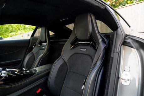 Mercedes-Benz AMG GT R PREMIUM. CARBON EXTERIOR PACKS 1 & 2. CARBON ENGINE BAY. CERAMIC BRAKES 10