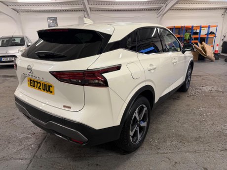 Nissan Qashqai 1.3 DIG-T MHEV N-Connecta XTRON Euro 6 (s/s) 5dr 8