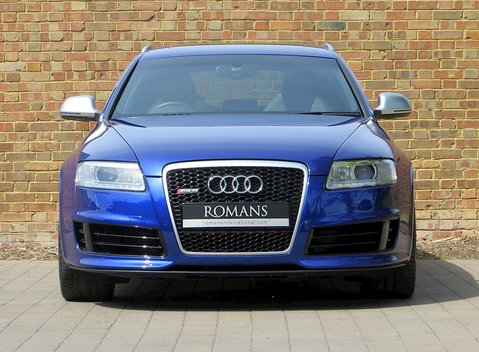 Audi RS6 Avant Plus 20