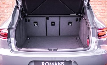 Porsche Macan GTS 14