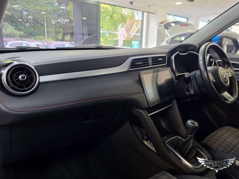 MG ZS 1.5 VTi-TECH Excite Euro 6 (s/s) 5dr 28