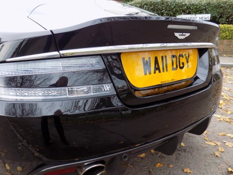 Aston Martin DBS 6.0 V12 Carbon Black Edition T-TronicII Euro 5 72