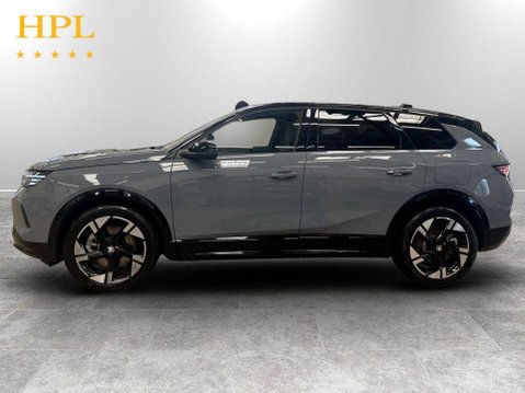 Vauxhall Grandland 73kWh Ultimate SUV 5dr Electric Auto (213 ps) Full Leather Trim - Heated Se 4