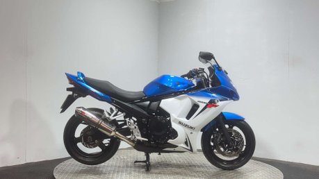 Suzuki GSX650 GSXF 650 2014 37K NEW MOT VERY CLEAN BIKE 650CC A2 1