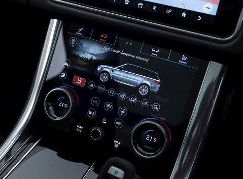 Land Rover Range Rover Sport D350 HST 11