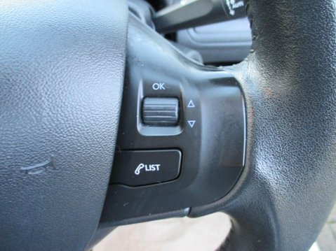 Peugeot 208 1.0 PureTech Active Euro 6 3dr 28