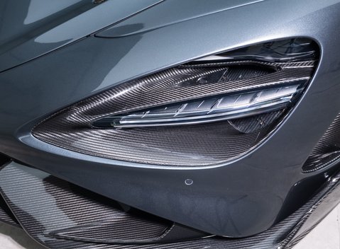 McLaren 765LT Spider 40