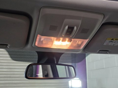 Land Rover Discovery 3.0 SD V6 HSE Auto 4WD Euro 5 5dr 43