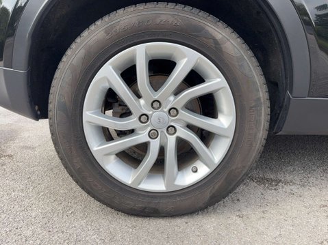 Land Rover Discovery Sport 2.0 Discovery Sport SE Tech TD4 4WD 5dr 48