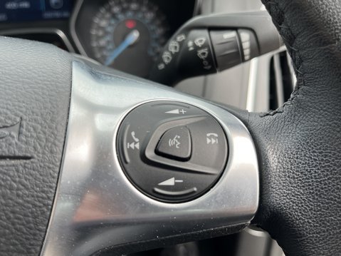 Ford Focus 1.6 125 Titanium 5dr Powershift 21