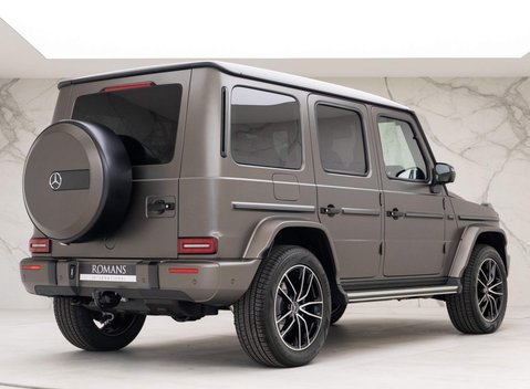 Mercedes-Benz G Series G 400 D 4MATIC AMG LINE PREMIUM PLUS 24