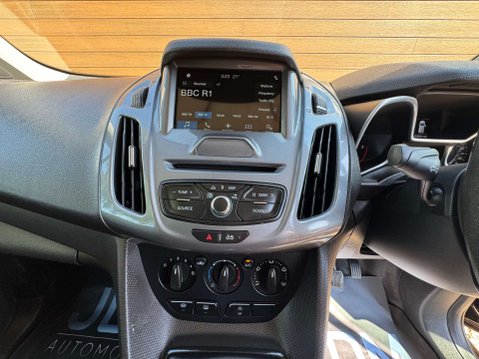Ford Transit Connect 1.5 Transit Connect 240 Limited 27